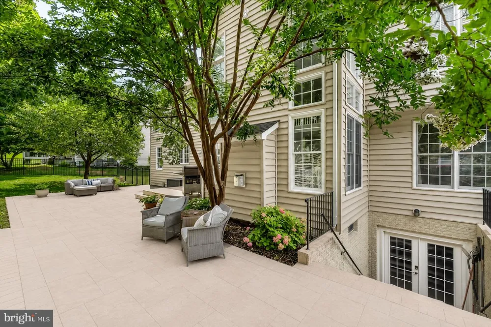 11204 YARDLEY PLACE E Ijamsville, MD 21754