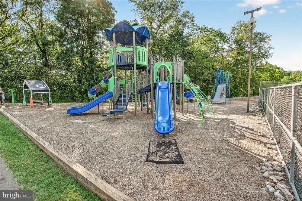 11204 YARDLEY PLACE E Ijamsville, MD 21754