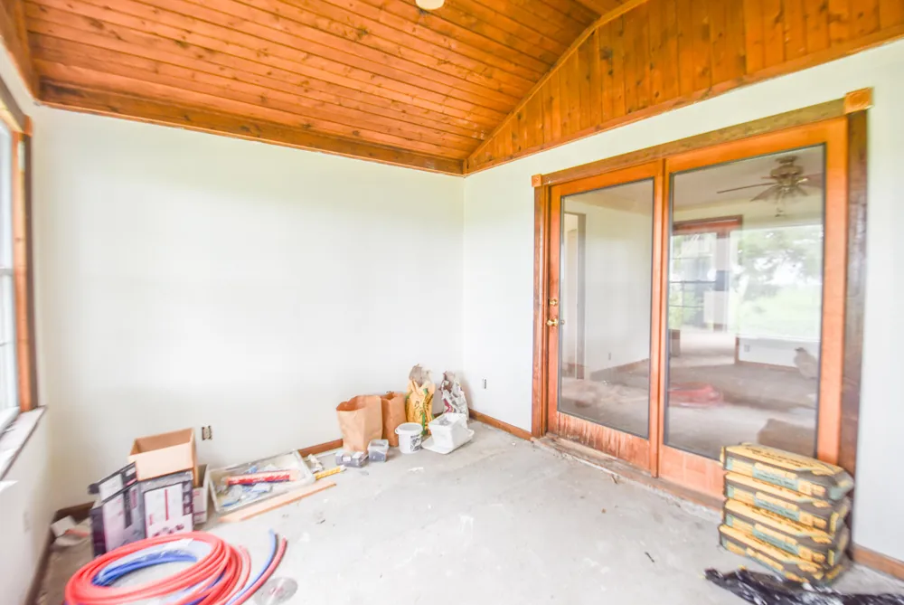 4391 Tamarack Road Hillsdale, MI 49242