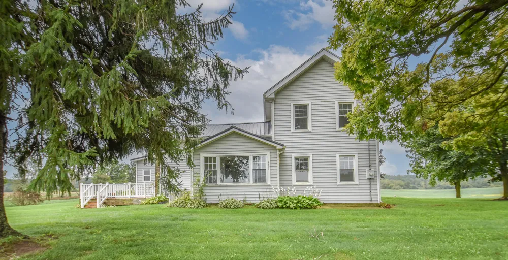 4391 Tamarack Road Hillsdale, MI 49242