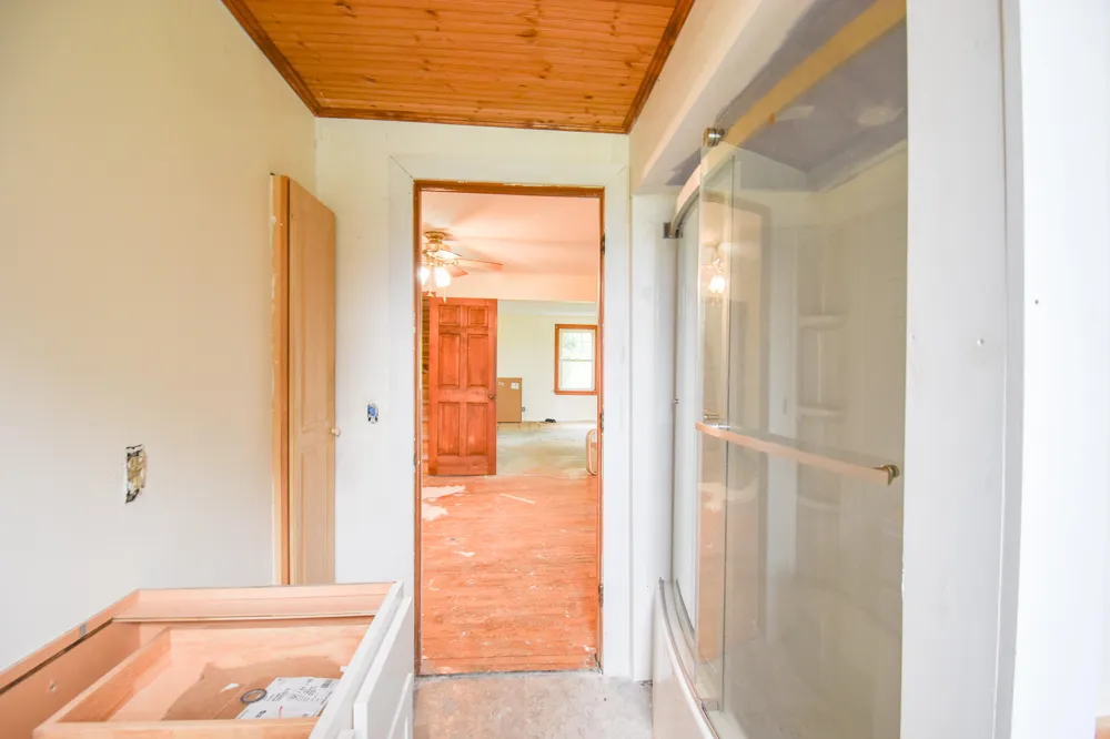 4391 Tamarack Road Hillsdale, MI 49242
