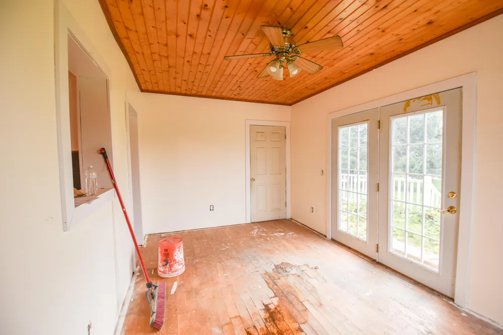 4391 Tamarack Road Hillsdale, MI 49242