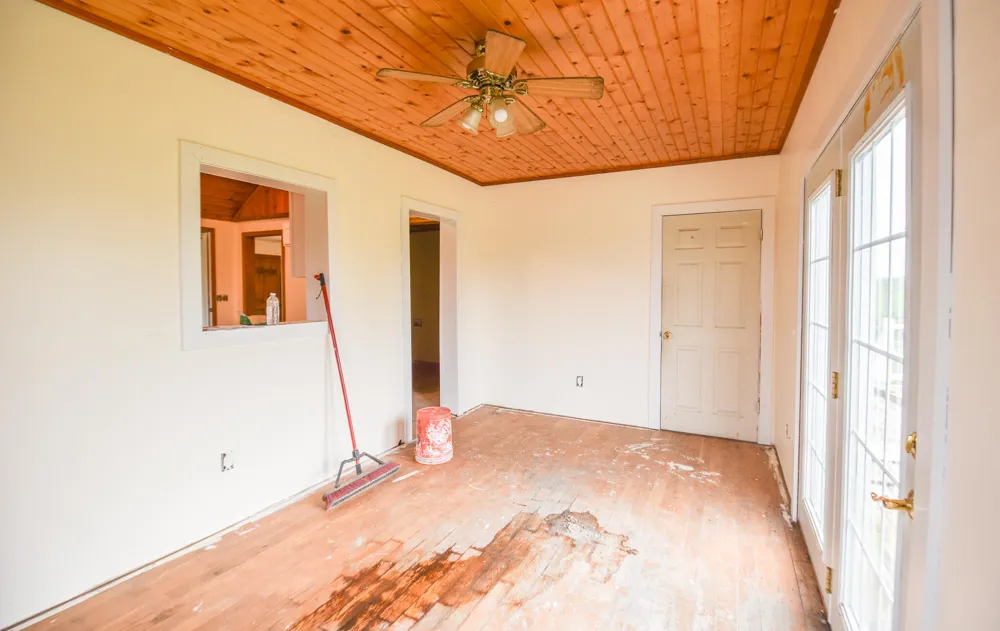 4391 Tamarack Road Hillsdale, MI 49242