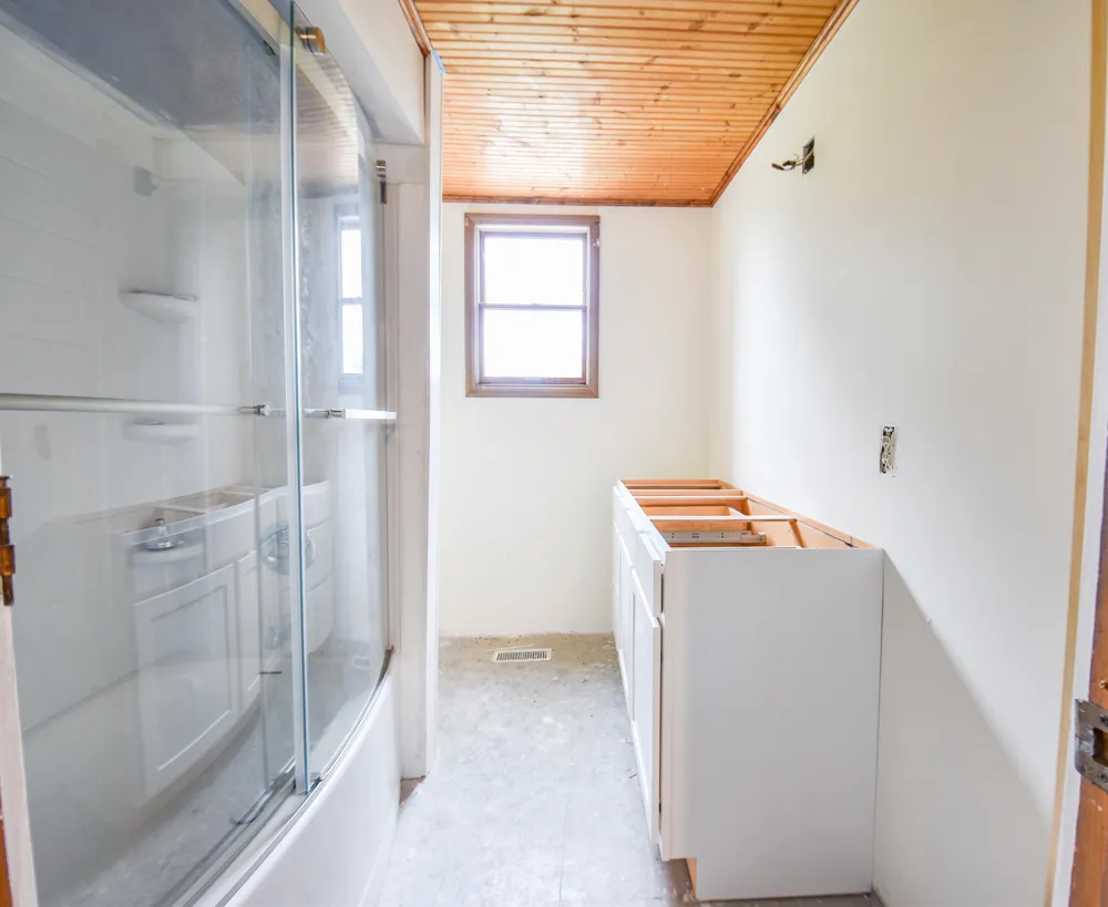 4391 Tamarack Road Hillsdale, MI 49242