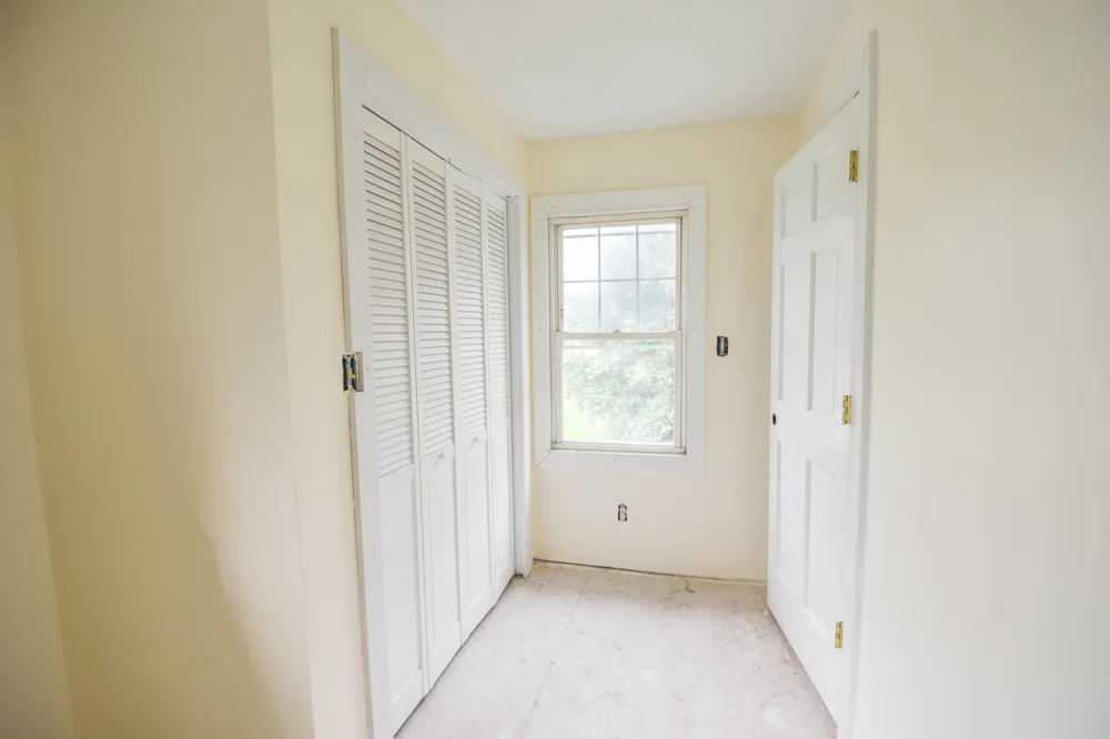 4391 Tamarack Road Hillsdale, MI 49242