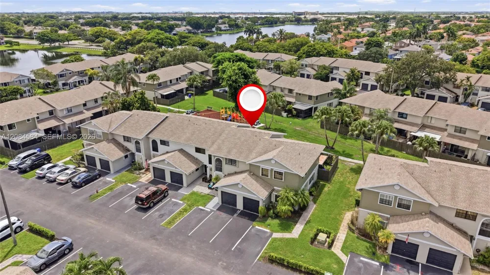 10720 NW 11th St Pembroke Pines, FL 33026