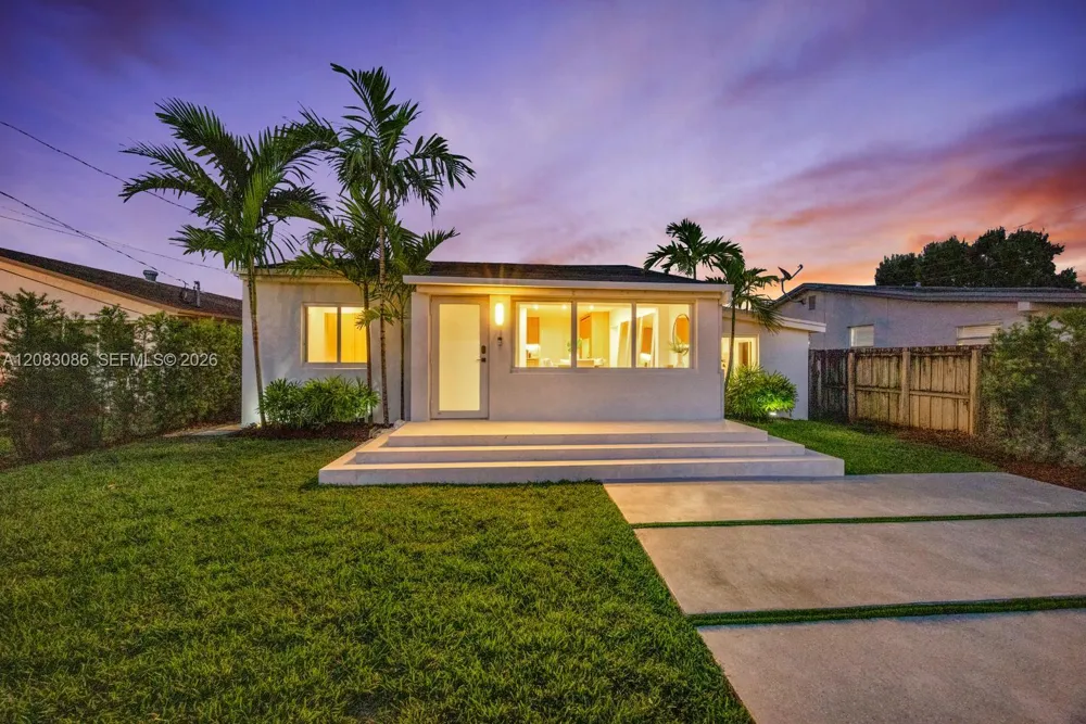2635 SW 64th Ave Miami, FL 33155