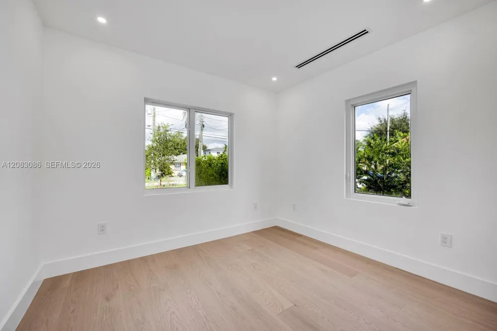 2635 SW 64th Ave Miami, FL 33155