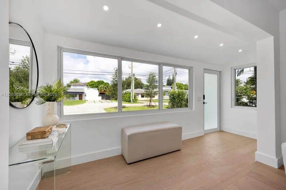 2635 SW 64th Ave Miami, FL 33155