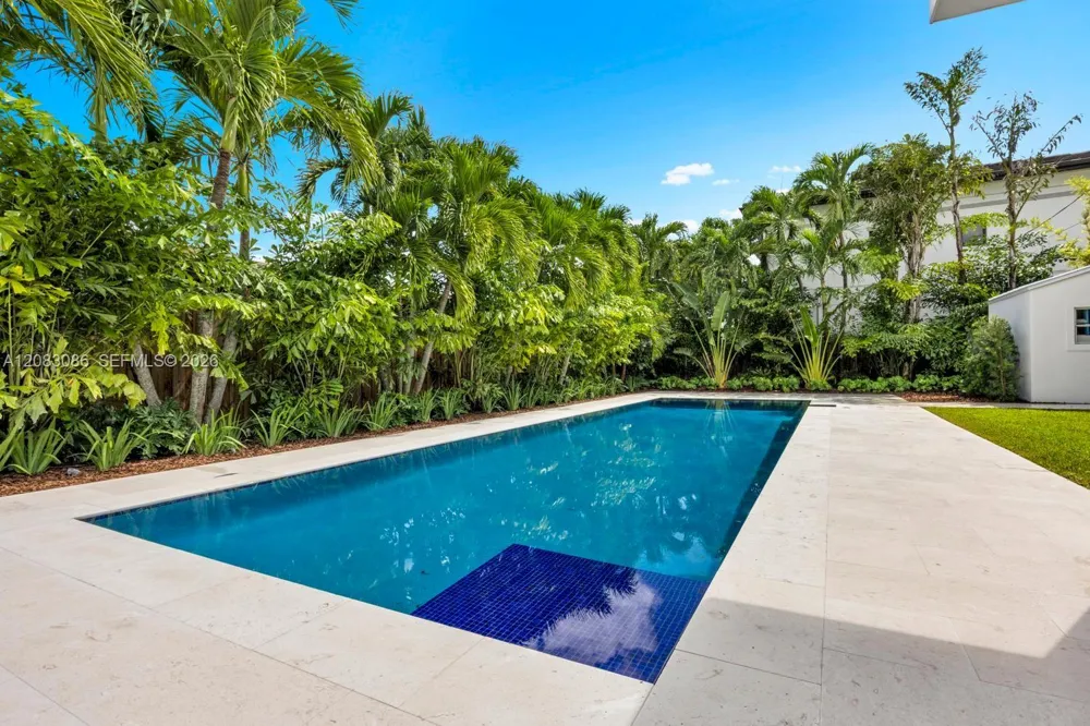 2635 SW 64th Ave Miami, FL 33155