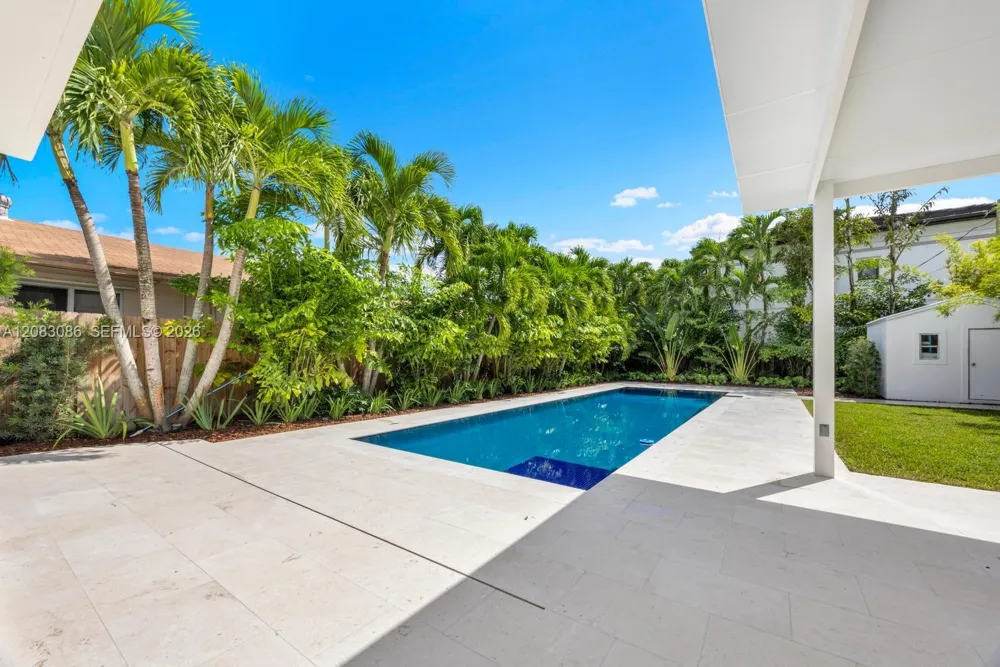 2635 SW 64th Ave Miami, FL 33155
