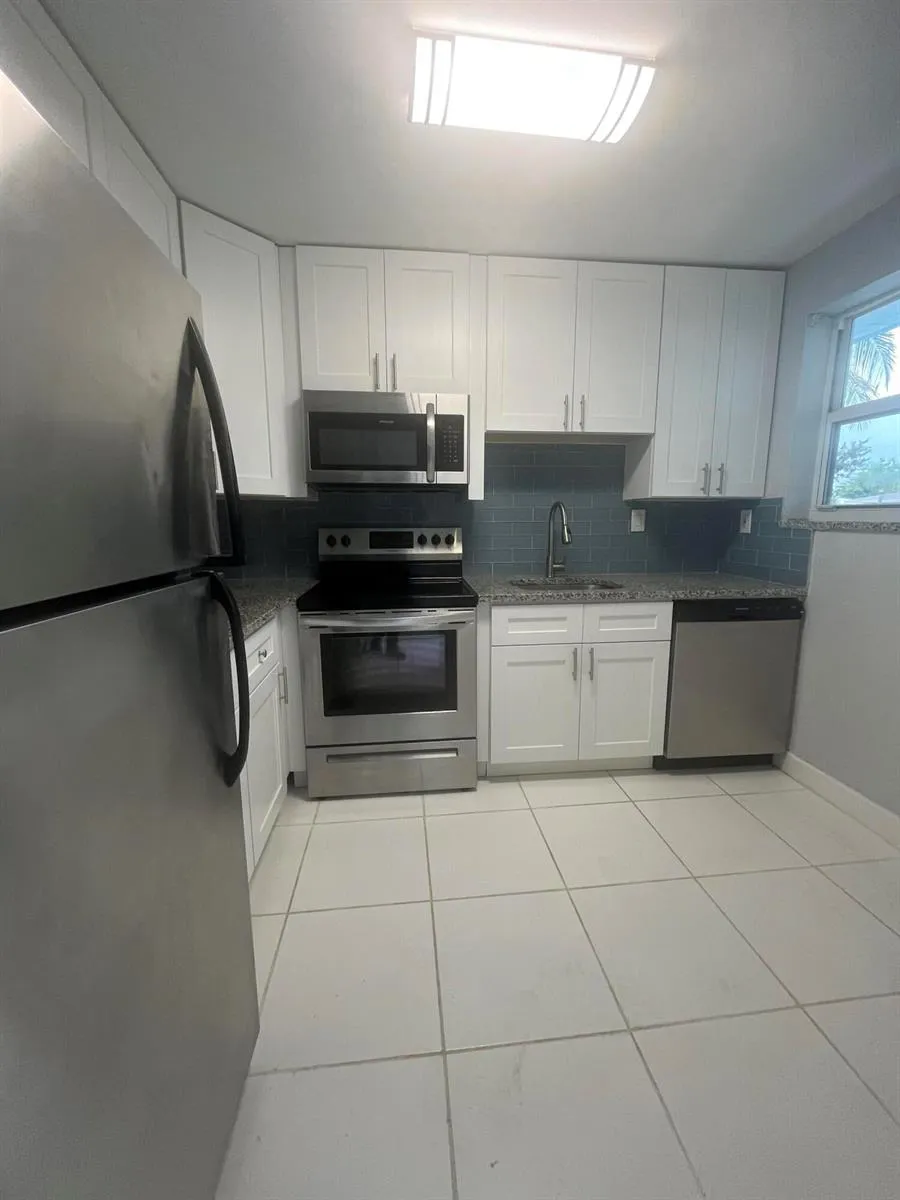1001 SE 3rd Street #1 Deerfield Beach, FL 33441