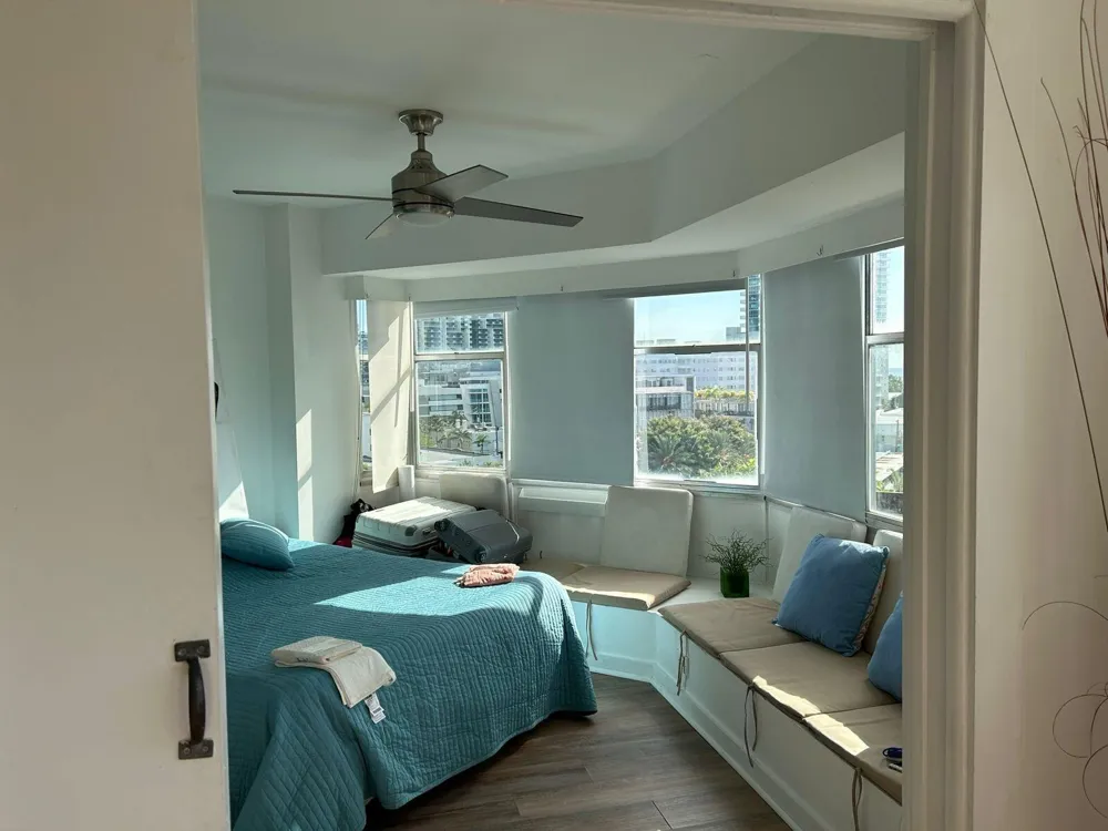 1881 WASHINGTON AVENUE #8E Miami Beach, FL 33139
