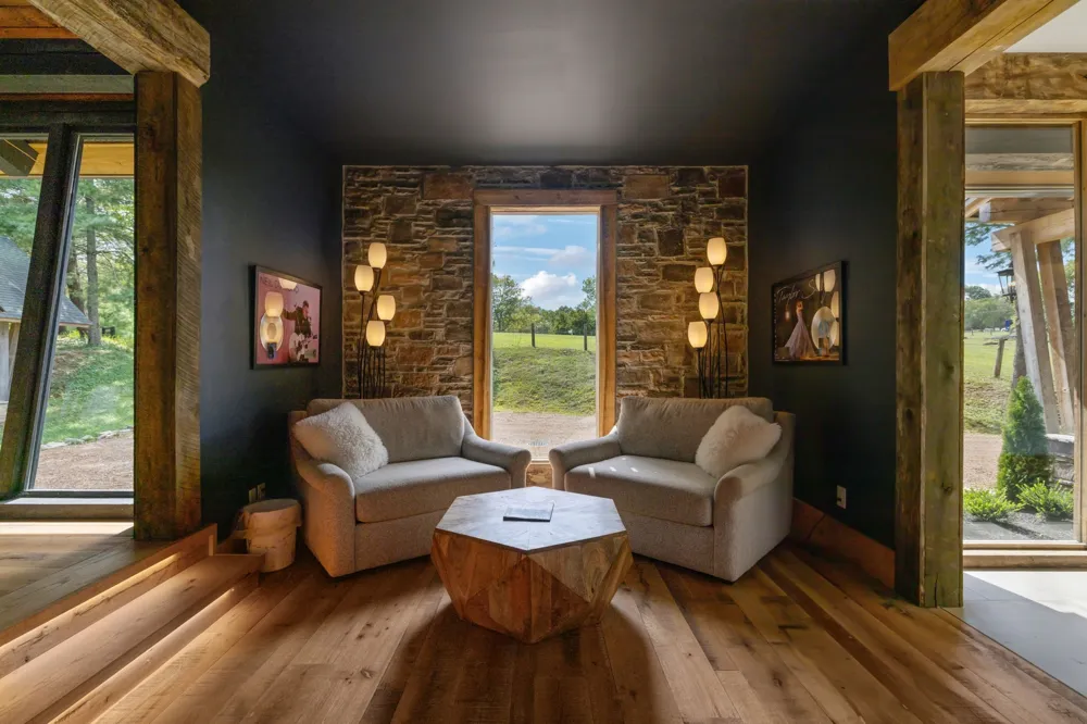 2465 Old Charlotte Pike Franklin, TN 37064
