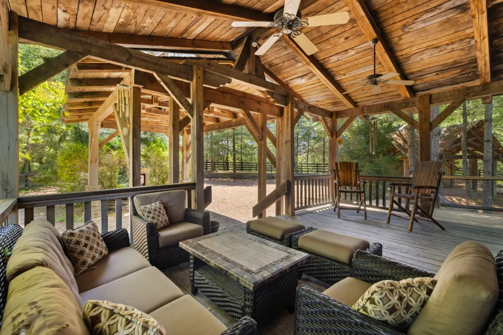 2465 Old Charlotte Pike Franklin, TN 37064