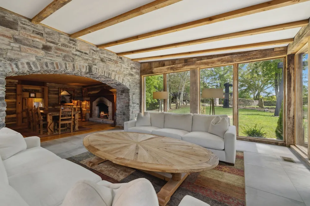 2465 Old Charlotte Pike Franklin, TN 37064