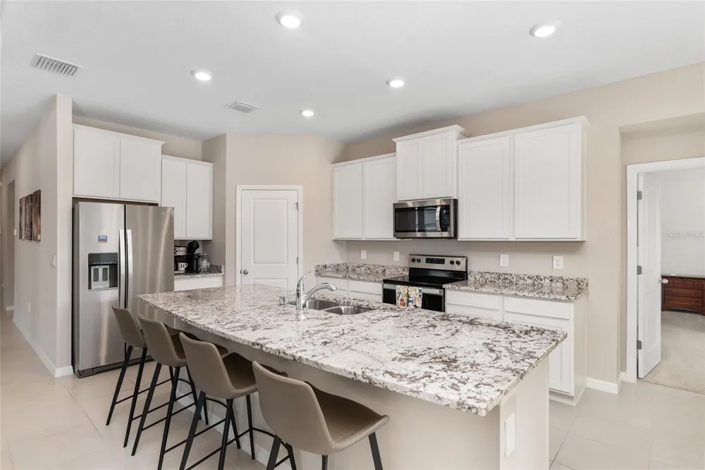 4940 NW 39TH LOOP ocala, FL 34482