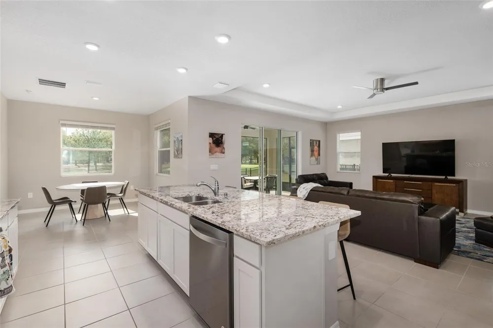 4940 NW 39TH LOOP ocala, FL 34482