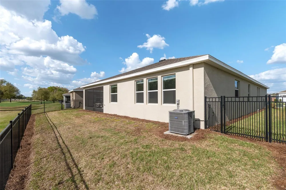 4940 NW 39TH LOOP ocala, FL 34482