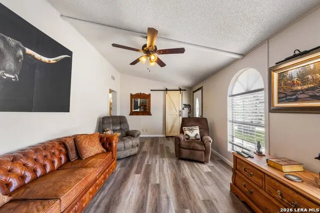 731 Mountain View Pl Pipe Creek, TX 78063