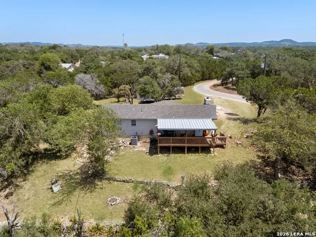 731 Mountain View Pl Pipe Creek, TX 78063