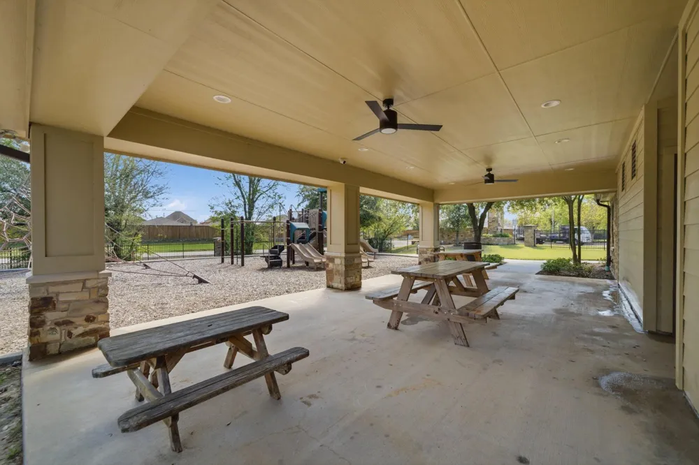 7611 Willow School Drive Spring, TX 77389