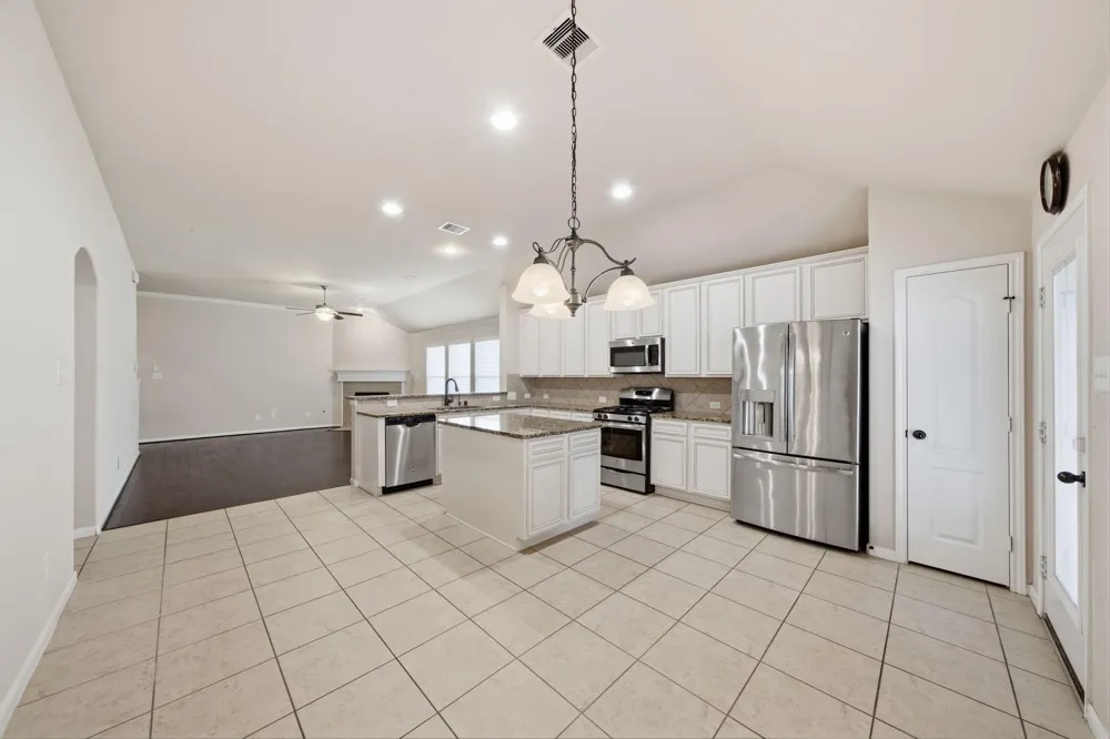 7611 Willow School Drive Spring, TX 77389