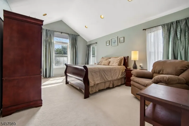 373 Digaetano Ter West Orange, NJ 07052