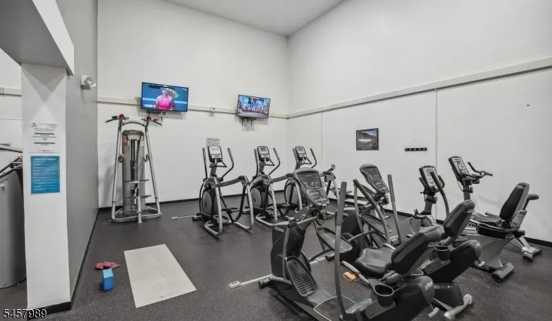 373 Digaetano Ter West Orange, NJ 07052