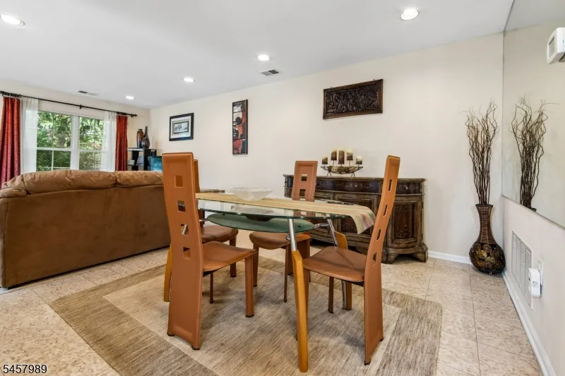 373 Digaetano Ter West Orange, NJ 07052