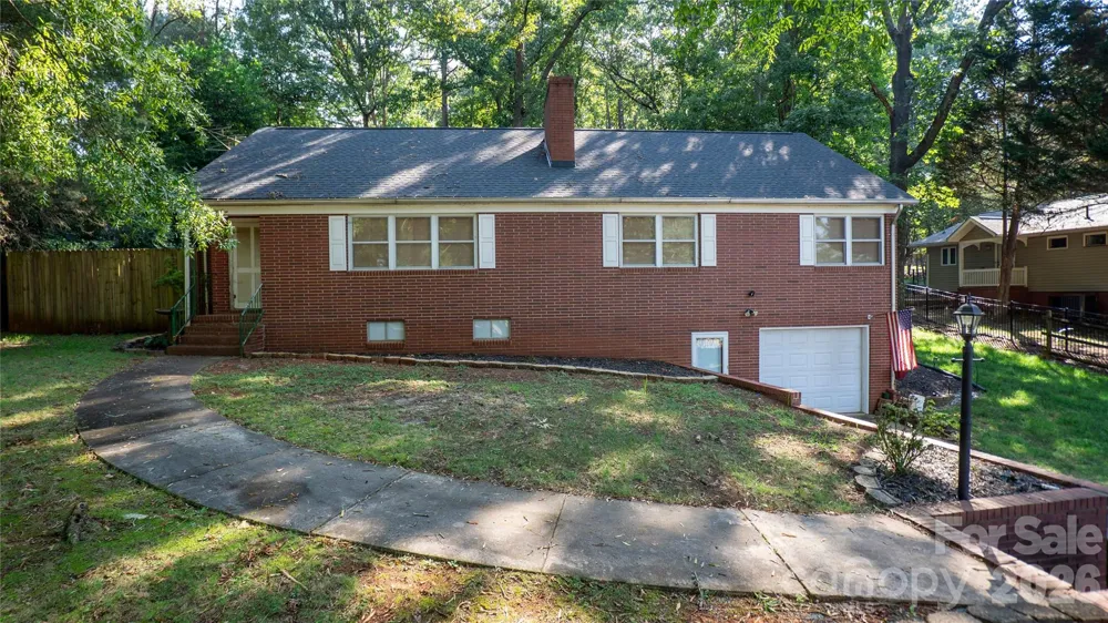 41 Elm Street Badin, NC 28009