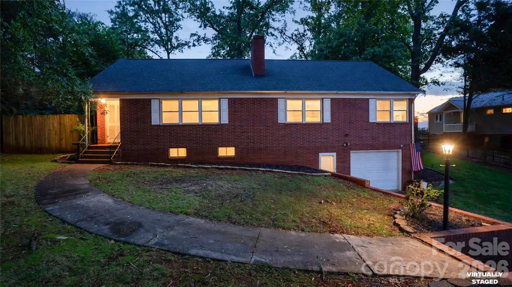 41 Elm Street Badin, NC 28009