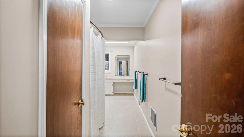 41 Elm Street Badin, NC 28009