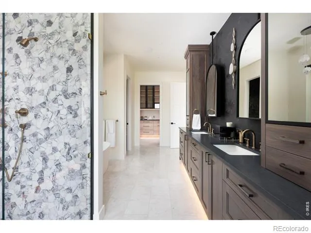 6124 Trevarton Drive Longmont, CO 80503
