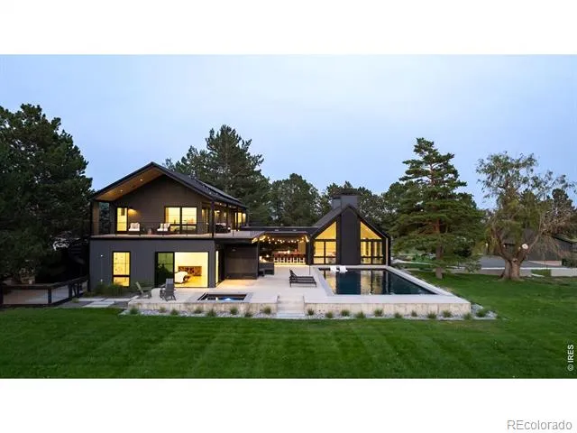 6124 Trevarton Drive Longmont, CO 80503