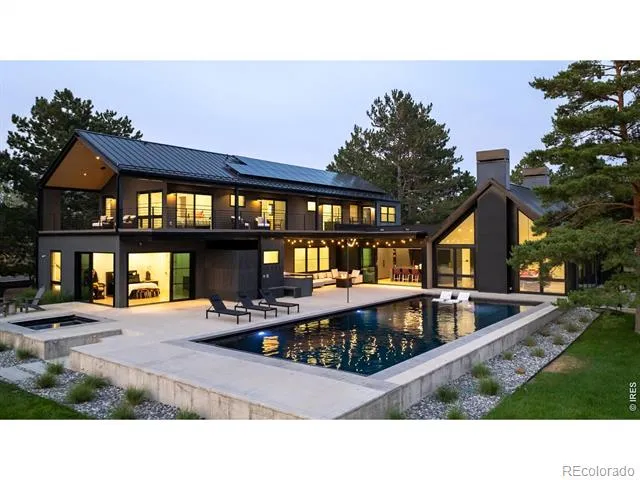 6124 Trevarton Drive Longmont, CO 80503