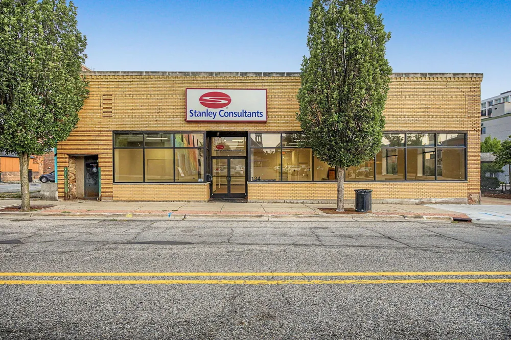 132 W Cortland Street Jackson, MI 49201