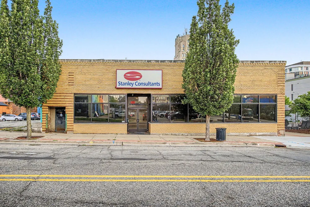 132 W Cortland Street Jackson, MI 49201