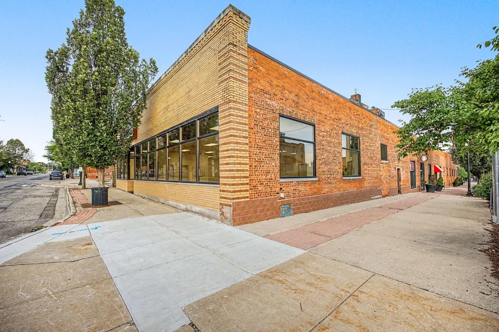 132 W Cortland Street Jackson, MI 49201