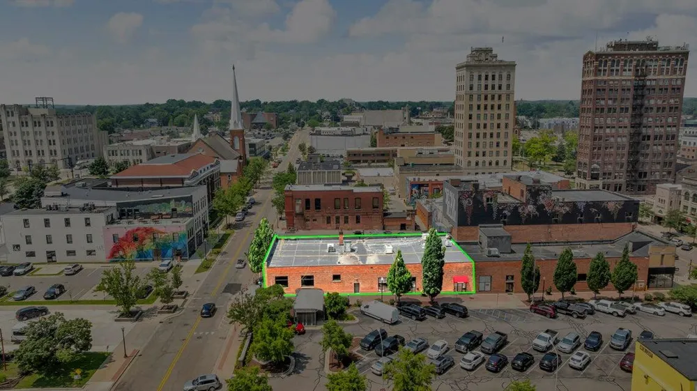 132 W Cortland Street Jackson, MI 49201