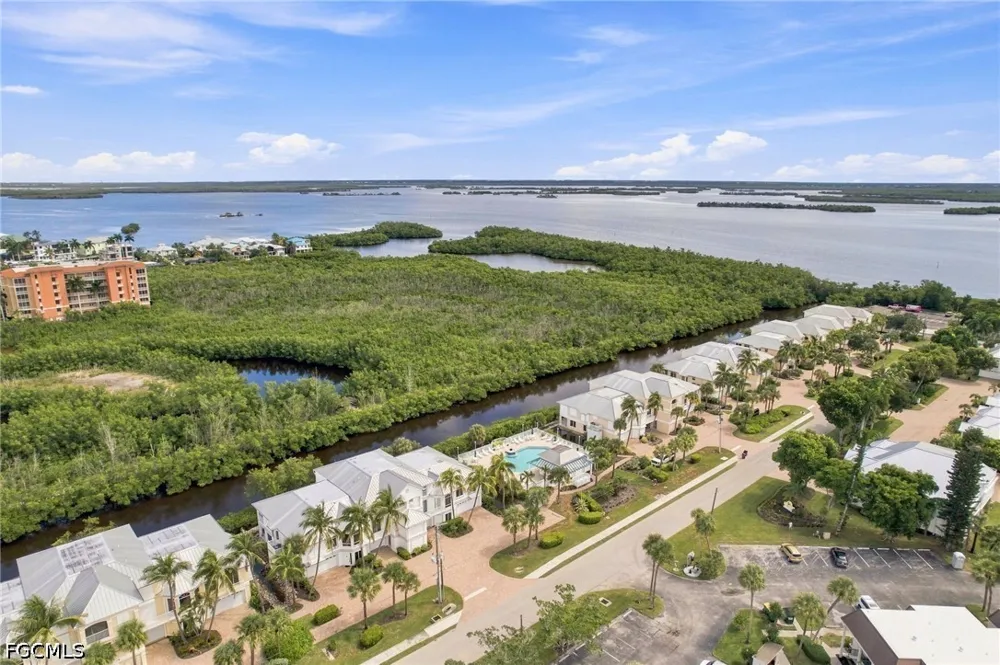 Lenell Road #4 Fort Myers Beach, FL 33931