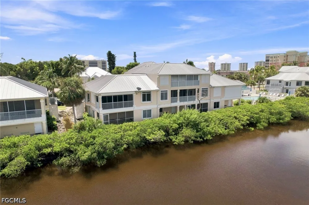 Lenell Road #4 Fort Myers Beach, FL 33931