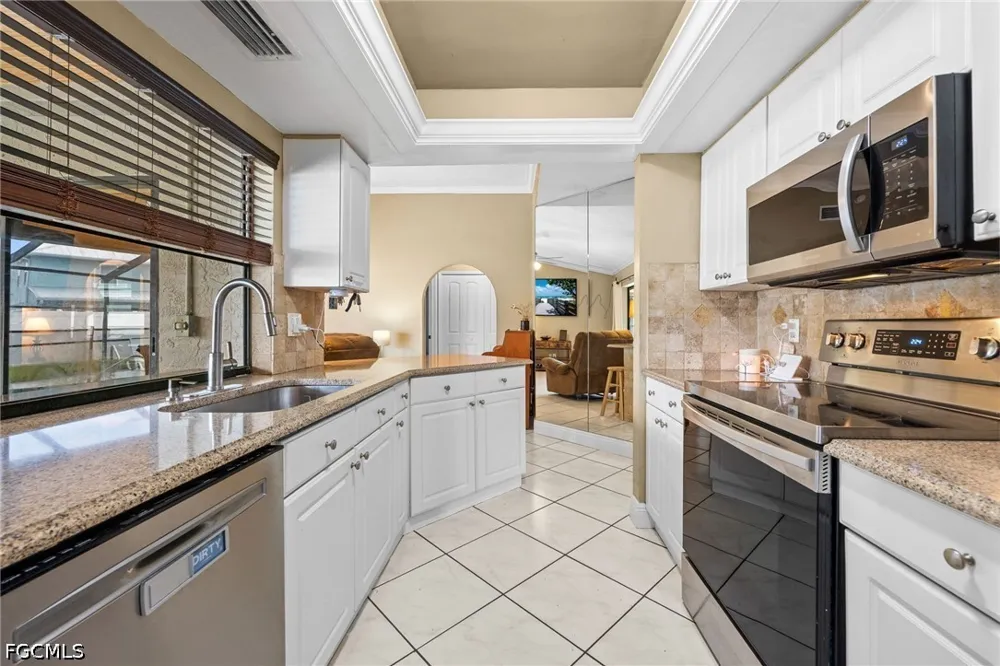 SW 34th Terrace Cape Coral, FL 33914