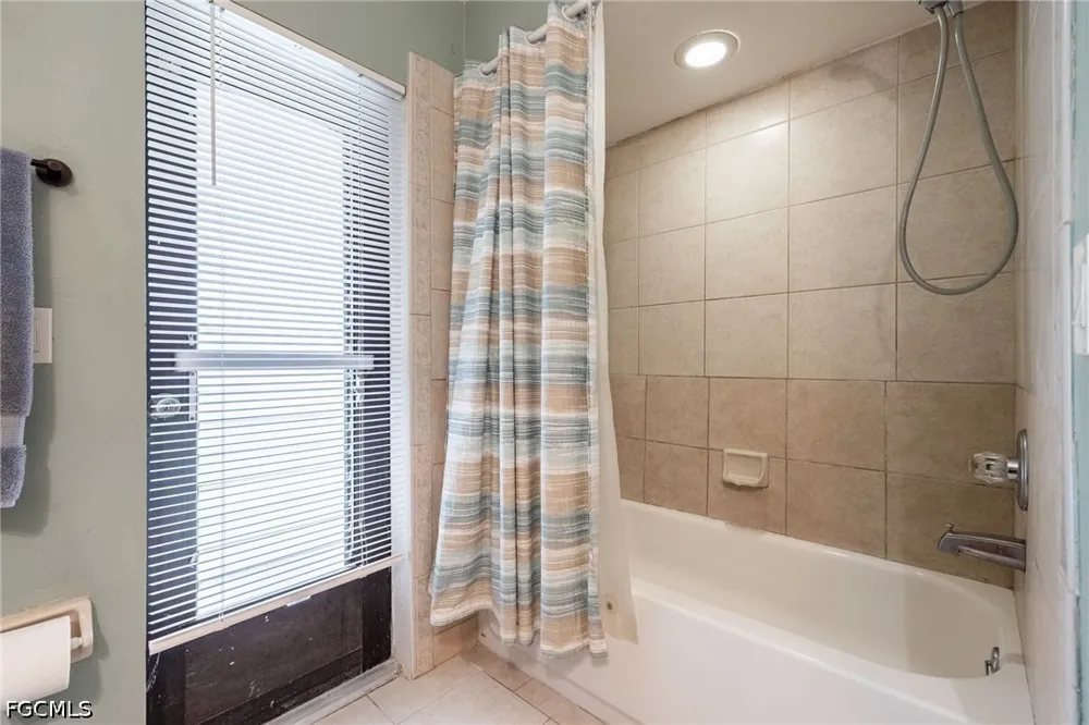 SW 34th Terrace Cape Coral, FL 33914