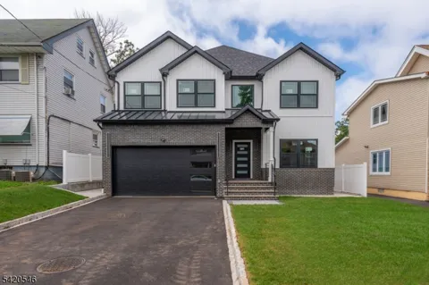 72 Hillside Rd