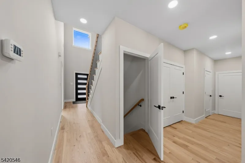 72 Hillside Rd Elizabeth City, NJ 07208