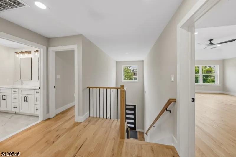 72 Hillside Rd Elizabeth City, NJ 07208