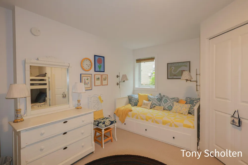 11589 Wilmington Drive Allendale, MI 49401
