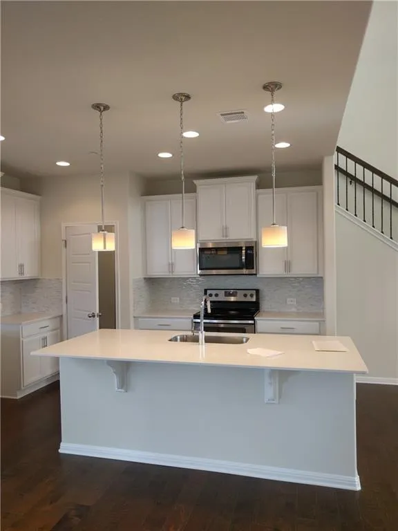 3240 E Whitestone Boulevard #60 Cedar Park, TX 78613
