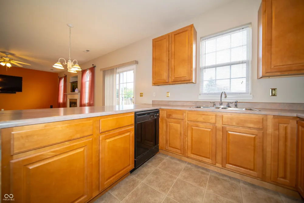 10114 Gate Drive Indianapolis, IN 46239